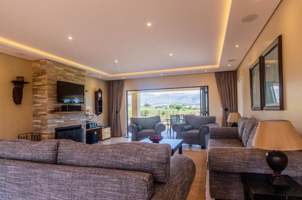 Serenity, Cathkin Estates By Euphoric Leisure Уинтертон Экстерьер фото